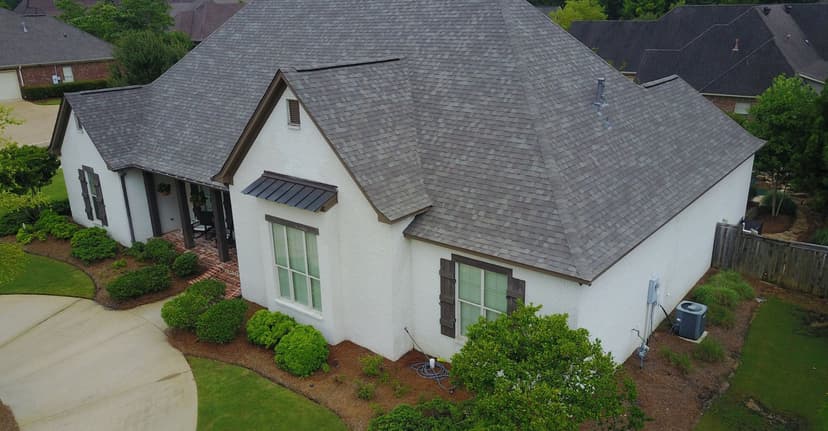 4 Safety Tips for Inspecting Your Gutters