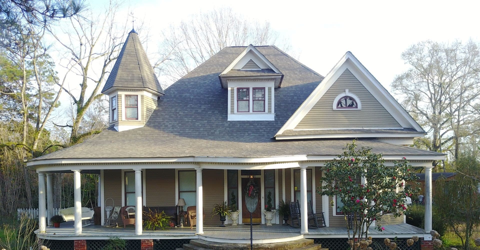 Roof Maintenance and Repair Tips For Homeowners